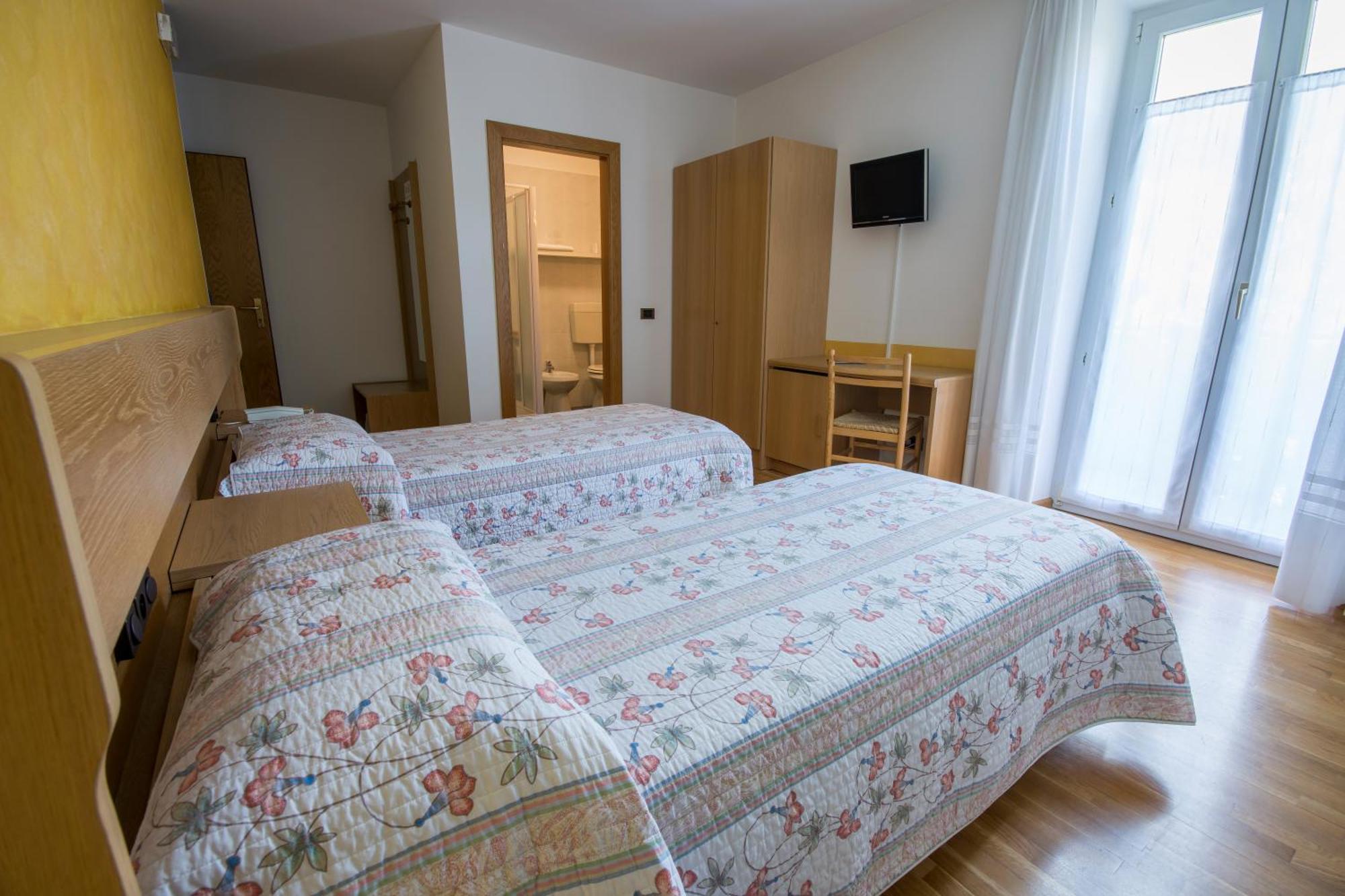 Garni Castel Ferari Hotel Tuenno Kamer foto